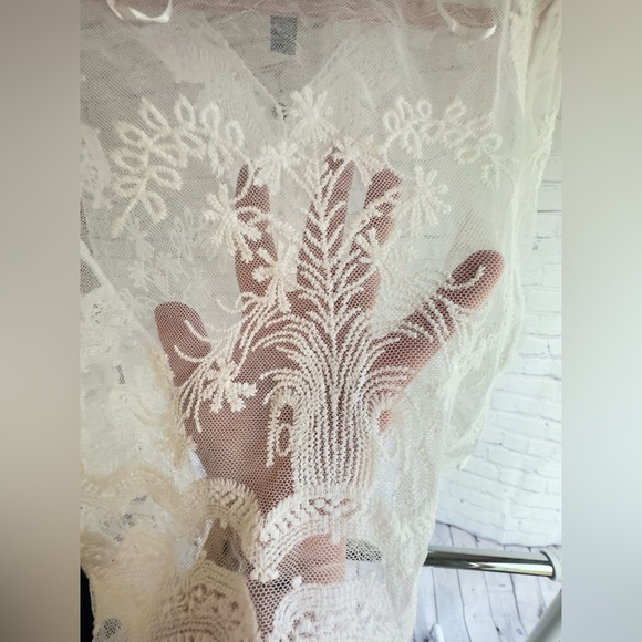 Rabbit Rabbit Rabbit Designs Cream Sheer lace jacket - Sz M - Picture 11 of 12